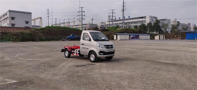 重特牌QYZ5030ZXX6車廂可卸式垃圾車公告圖片