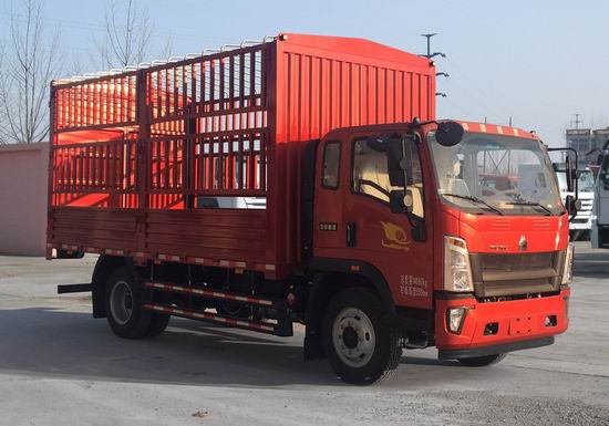 豪沃牌ZZ5147CCYH4515F1倉柵式運(yùn)輸車公告圖片