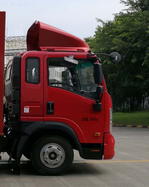 王牌牌CDW5100XXYHA1R6廂式運(yùn)輸車公告圖片