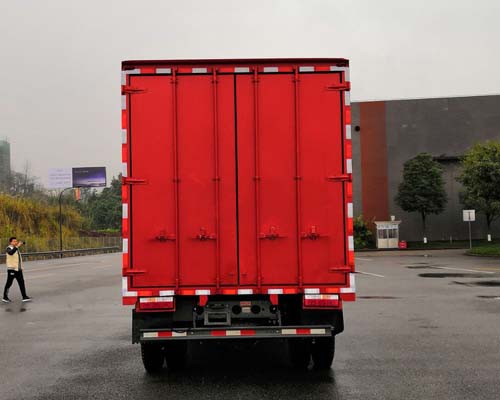 王牌牌CDW5100XXYHA1R6廂式運(yùn)輸車公告圖片