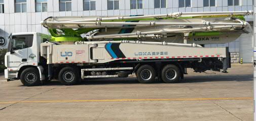 福田牌BJ5449THB-XF混凝土泵車公告圖片