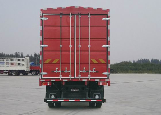 豪沃牌ZZ5147CCYK421DF1倉柵式運(yùn)輸車公告圖片