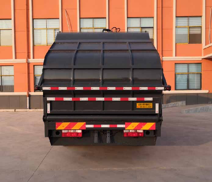 祥農(nóng)達(dá)牌SGW5180ZYSF壓縮式垃圾車(chē)公告圖片