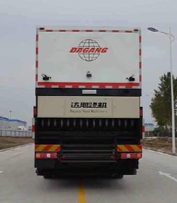 達(dá)剛牌DGL5310TFC-W406纖維同步封層車公告圖片