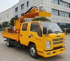 绿化综合养护车