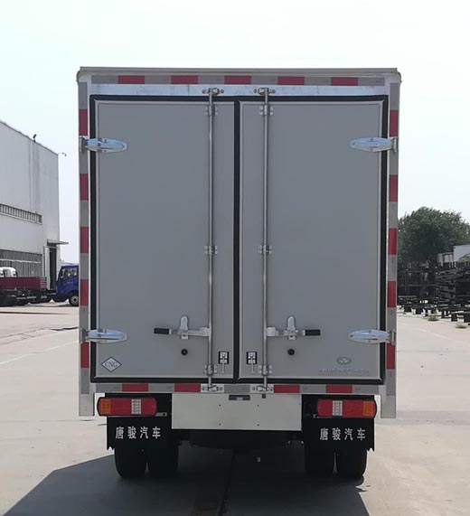 欧铃牌ZB5035XXYBSD0L厢式运输车公告图片