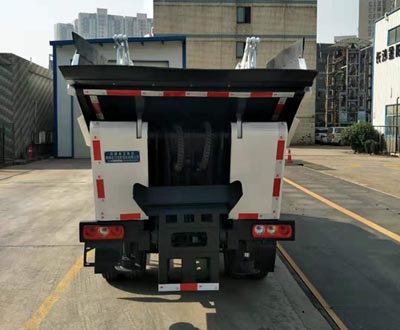 纯电动自装卸式垃圾车图片