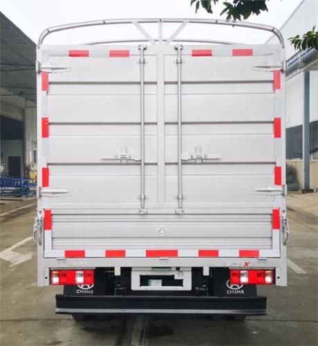长安牌SC5040CCYFRD52仓栅式运输车公告图片