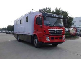 指挥车