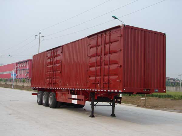 吉运牌13米30吨3轴厢式运输半挂车(MCW9380XXY)