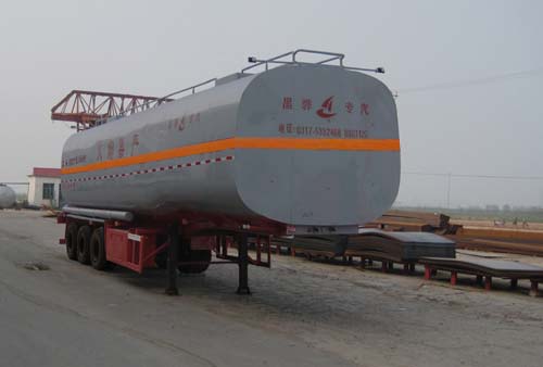 昌骅牌12.3米30吨3轴易燃液体罐式运输半挂车(HCH9401GRYM)