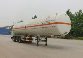 低温液体运输半挂车