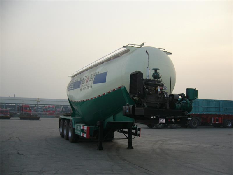 华宇达牌10.6米31.8吨3轴中密度粉粒物料运输半挂车(LHY9405GFLA)