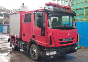 金盛盾牌JDX5080GXFPM30/Y泡沫消防车