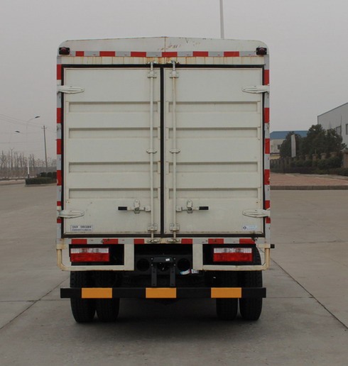 東風(fēng)牌EQ5080CCYL8GDFAC倉(cāng)柵式運(yùn)輸車(chē)公告圖片