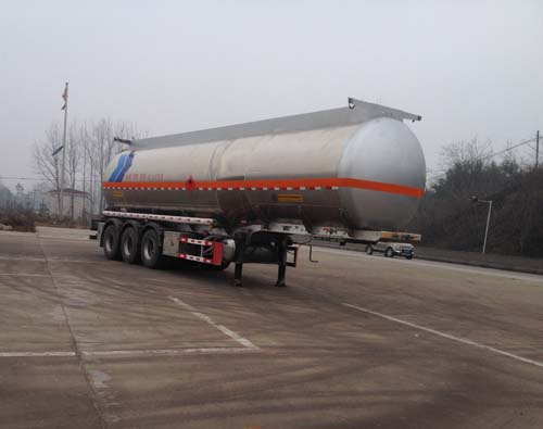 恒信致远牌12米33.5吨3轴铝合金易燃液体罐式运输半挂车(CHX9408GRY)