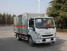 春星牌ZZT5040XRY-5易燃液体厢式运输车