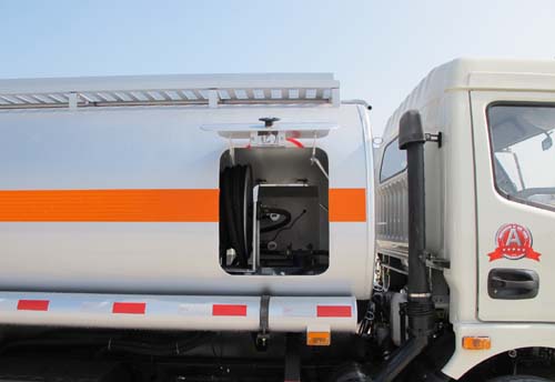 華威馳樂牌SGZ5100GJYZZ5加油車公告圖片