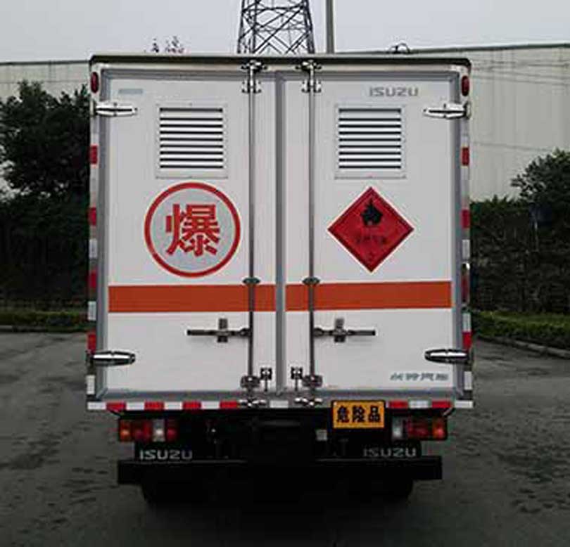 庆铃牌QL5040XRYA5HAJ易燃液体厢式运输车公告图片