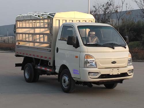 凱馬牌KMC5043CCYH31D5倉柵式運(yùn)輸車公告圖片