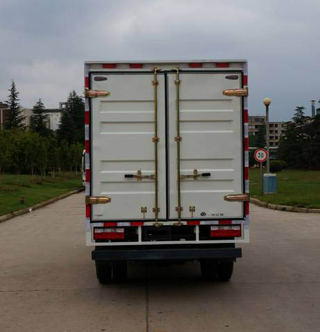 解放牌CA5040XXYK2L3E5A廂式運(yùn)輸車(chē)公告圖片