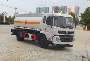运油车