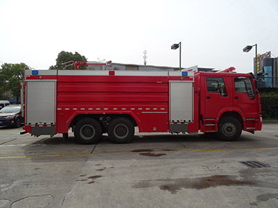 天河牌LLX5315GXFPM150/H泡沫消防车