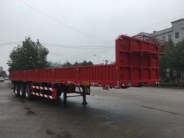 栏板半挂车