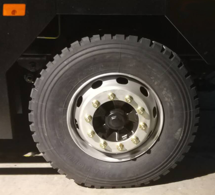福田牌BJ5340JQZ25汽车起重机公告图片