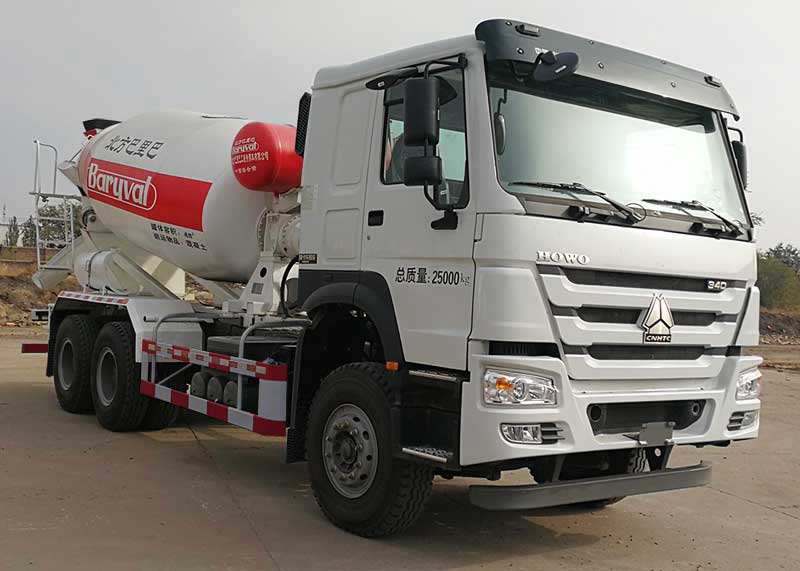北方重工牌BZ5254GJB43HW5混凝土攪拌運(yùn)輸車公告圖片