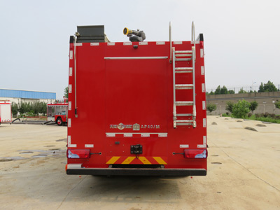 天河牌LLX5165GXFAP40/M压缩空气泡沫消防车公告图片