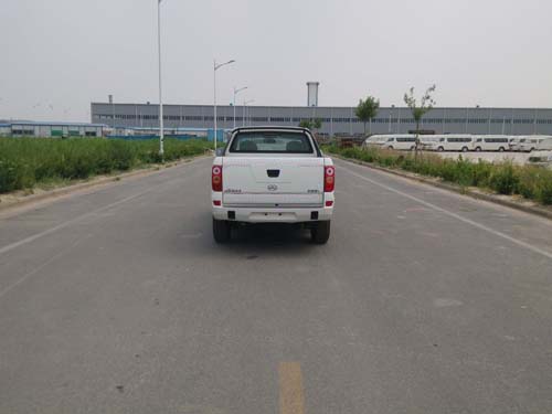 北京汽车制造厂有限公司牌BAW2031HMT43越野货车公告图片
