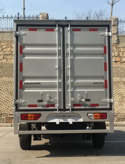 五菱牌WLQ5028XXYSTY廂式運輸車公告圖片