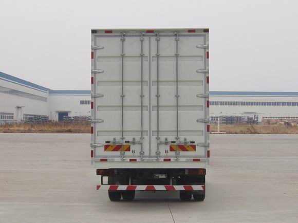 豪瀚牌ZZ5185XXYN7113E1B廂式運(yùn)輸車公告圖片