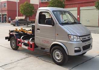 程力威牌CLW5034ZXXS5車廂可卸式垃圾車公告圖片