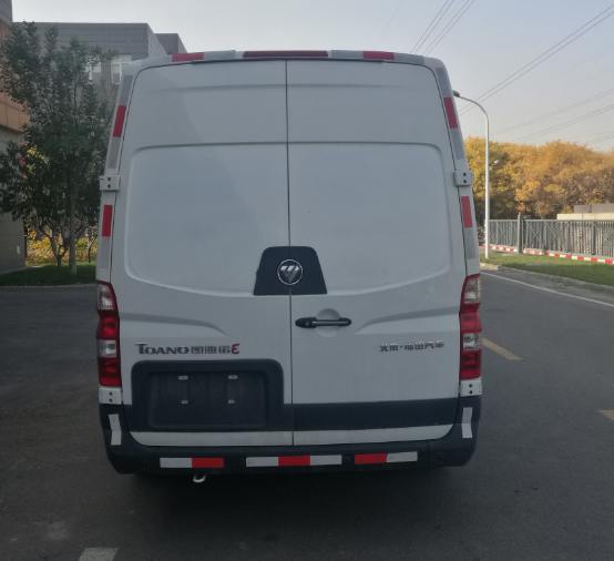 福田牌BJ5048XXY-W1廂式運(yùn)輸車(chē)公告圖片