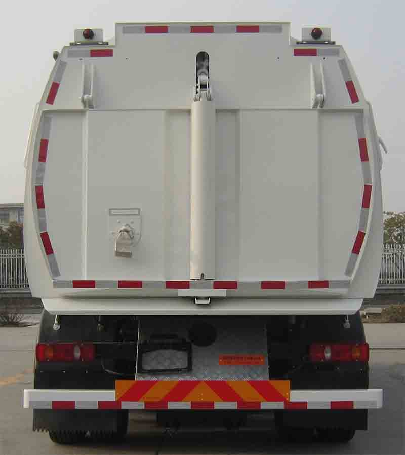 金鸽牌YZT5180TSLDFE6扫路车公告图片