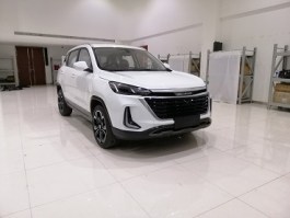 北京牌BJ7151U3BCH型轿车