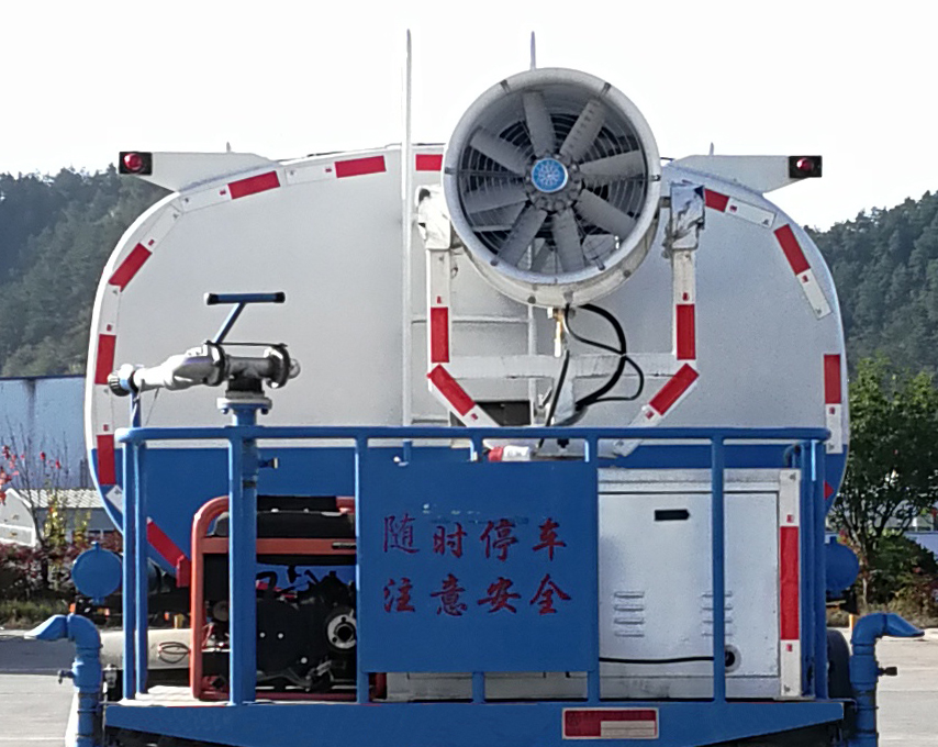 大运牌DYQ5162GPSD6AB绿化喷洒车公告图片
