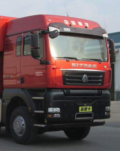 汕德卡牌ZZ5316ZLJN426HF1L自卸式垃圾車公告圖片