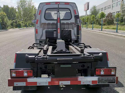 華茂駿捷牌LHC5031ZXXSC6車(chē)廂可卸式垃圾車(chē)公告圖片