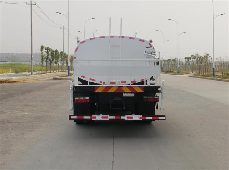 武当一车牌HEQ5165GSSL6D9CDE洒水车公告图片