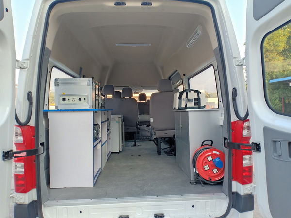 和麥牌HMK5048XYLT1醫(yī)療車公告圖片