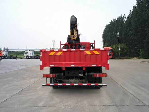 豪瀚牌ZZ5185JSQN5113F1隨車起重運輸車公告圖片