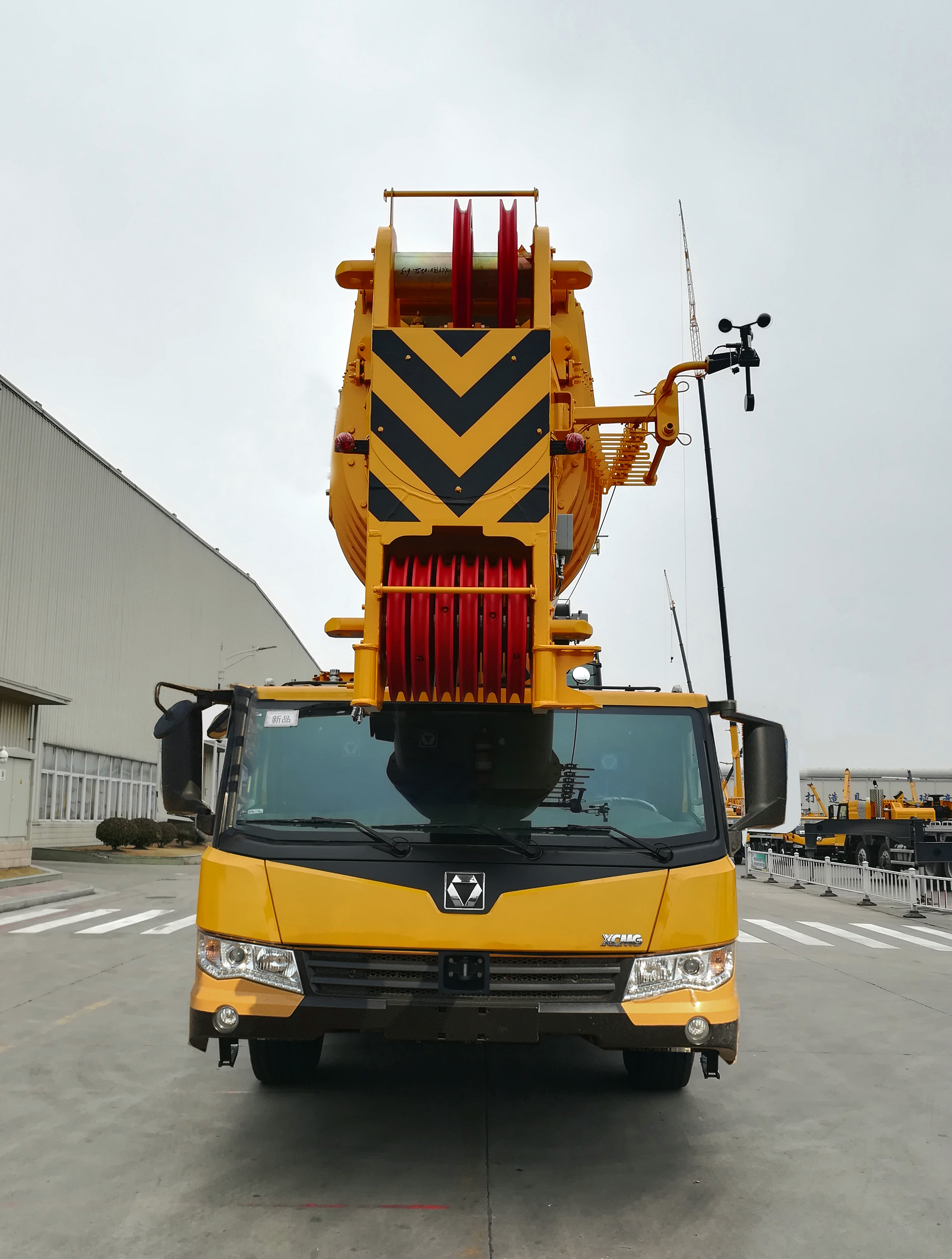 徐工牌XZJ5559JQZ110汽車(chē)起重機(jī)公告圖片