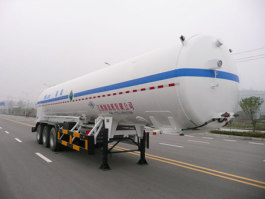 低温液体运输半挂车