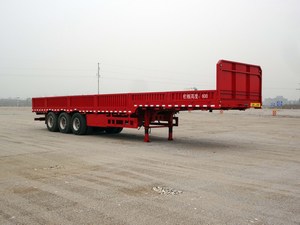 江骏牌13米33.4吨3轴栏板半挂车(GLJ9401)