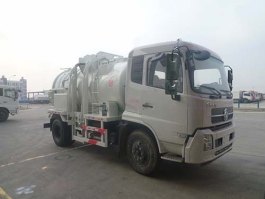 餐厨垃圾车