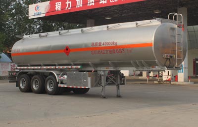 程力威牌11.6米32.8吨3轴铝合金运油半挂车(CLW9403GYYALV)