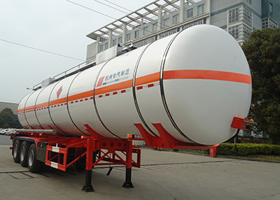 宏宙牌11.8米31吨3轴易燃液体罐式运输半挂车(HZZ9400GRYB)